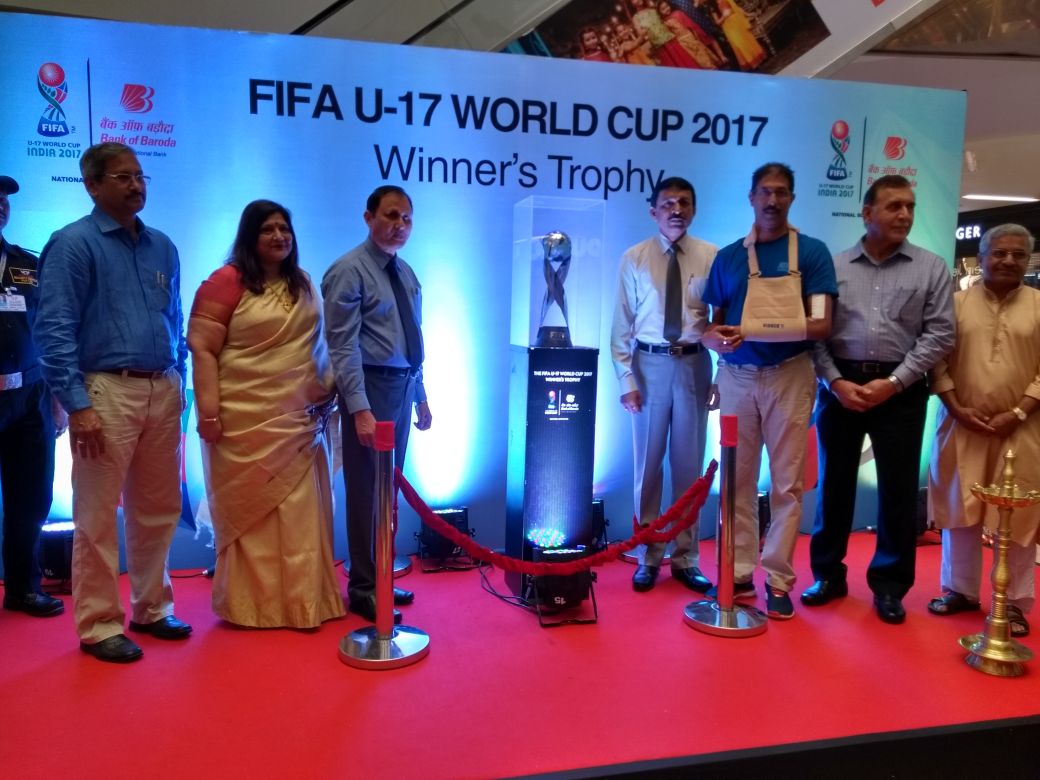 The trophy was unveiled at the hands of Shri. Arvind Lohi, Deputy General Manager (Goa &amp; WM Region) and Mr. Bharamanand Sank